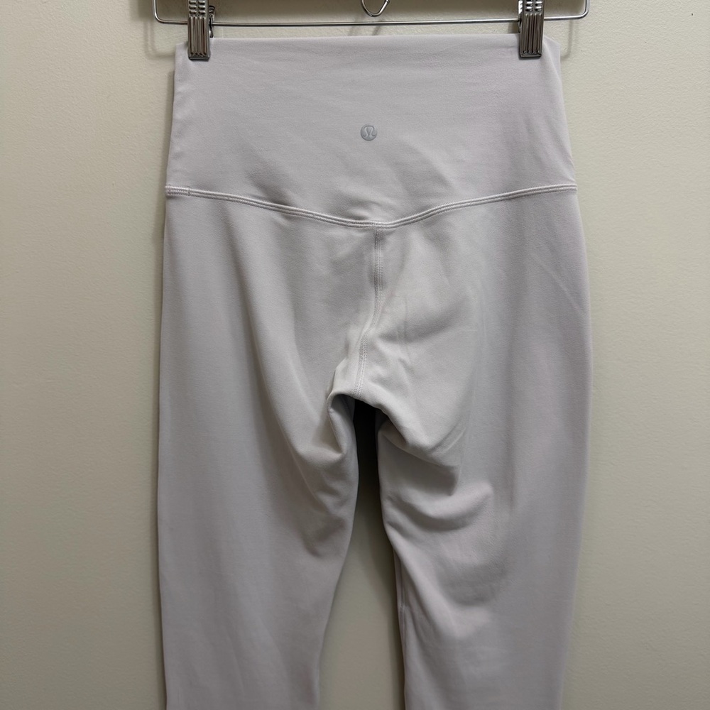 Lululemon Align Leggings 28” Nulu in Chrome Size 6 - Picture 5 of 9